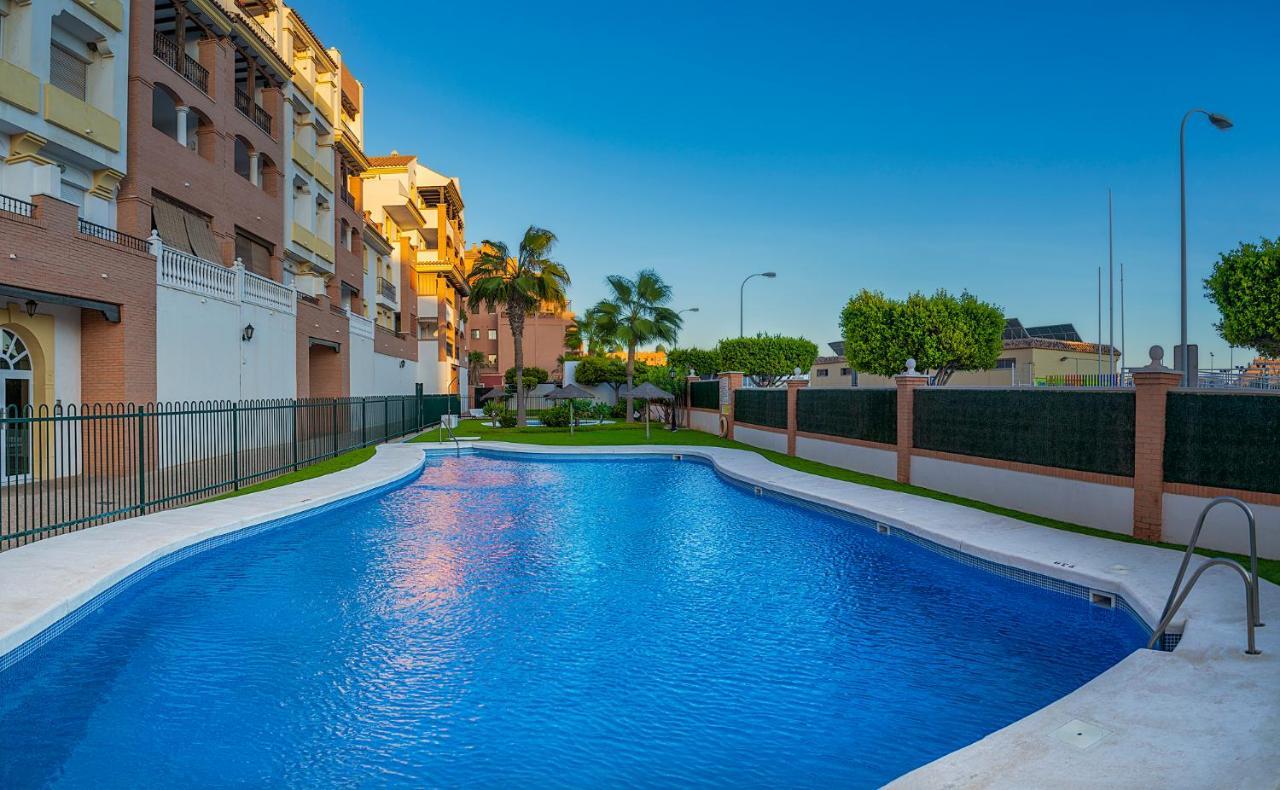 Apartamento 90 M2 En La Mejor Zona De Roquetas Roquetas de Mar Luaran gambar