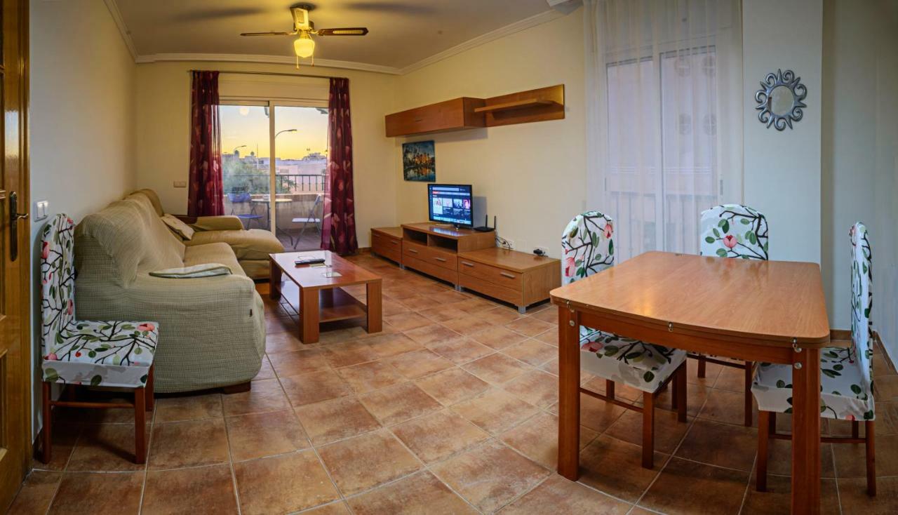 Apartamento 90 M2 En La Mejor Zona De Roquetas Roquetas de Mar Luaran gambar