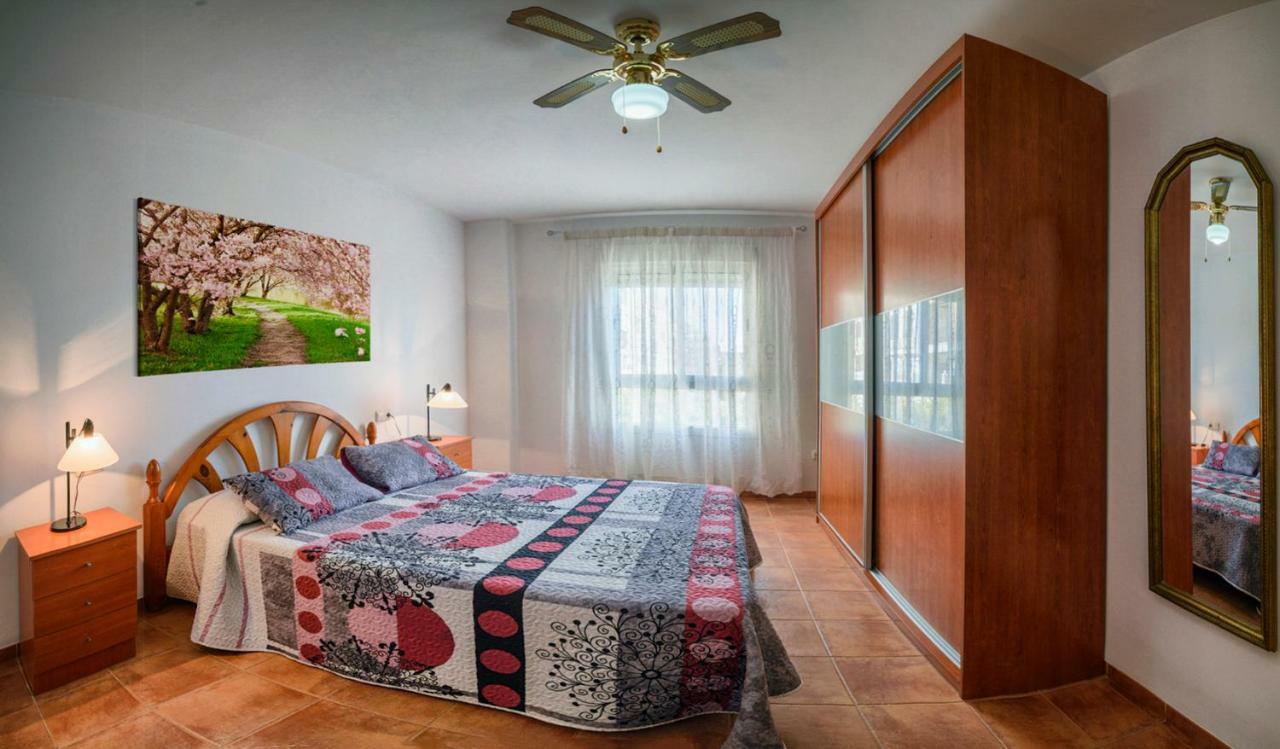 Apartamento 90 M2 En La Mejor Zona De Roquetas Roquetas de Mar Luaran gambar